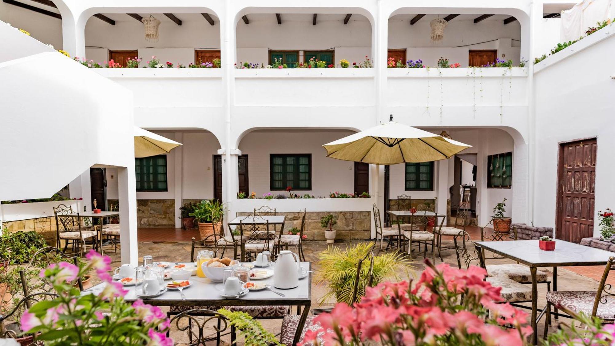 Mansion By Hotel Casablanca ซาไมปาตา ภายนอก รูปภาพ